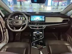 2021 Geely Jiaji ePro 1.5TD PHEV Premium, белый — фото 10
