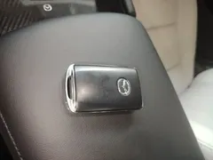 2020 Mazda 3 2.0L Compression Ignition Premium, белый — фото 9