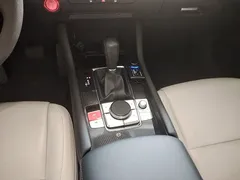 2020 Mazda 3 2.0L Compression Ignition Premium, белый — фото 14