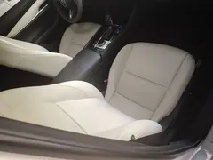 2020 Mazda 3 2.0L Compression Ignition Premium, белый — фото 25
