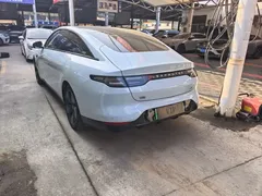2023 Leapmotor C01 EV Executive, синий — фото 10