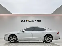 2022 Audi A7L 45 TFSI quattro S-line, белый — фото 2