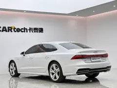 2022 Audi A7L 45 TFSI quattro S-line, белый — фото 3