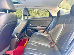 2021 Hyundai Elantra 1.5L CVT LUX Premium, белый — фото 10