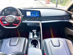 2021 Hyundai Elantra 1.5L CVT LUX Premium, белый — фото 11
