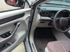2024 Leapmotor C11 EREV 300 Premium — фото 17