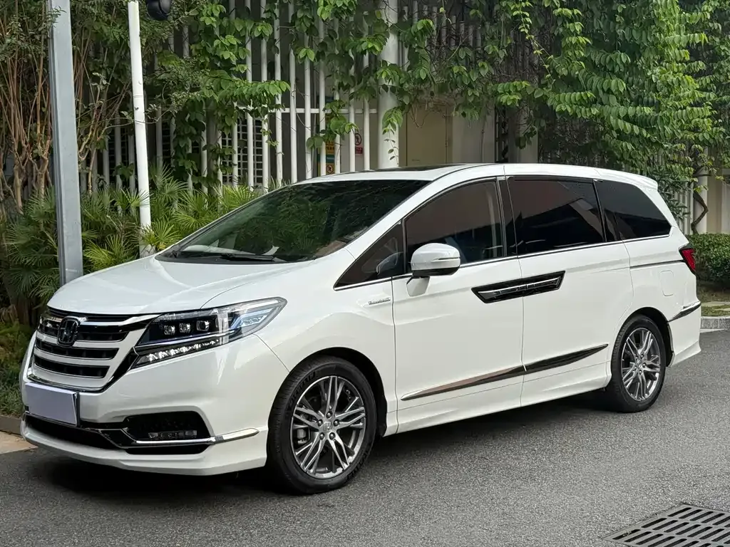 2019 Honda Elysion 2.0L Hybrid Luxury