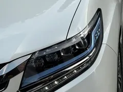 2019 Honda Elysion 2.0L Hybrid Luxury, белый — фото 3