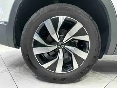 2022 Volkswagen Tayron 280TSI 2WD Luxury, белый — фото 21