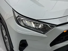 2022 Toyota RAV4 2.0L CVT 2WD Fashion, белый — фото 4
