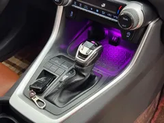 2022 Toyota RAV4 2.0L CVT 2WD Fashion, белый — фото 16