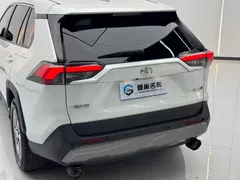 2022 Toyota RAV4 2.0L CVT 2WD Fashion, белый — фото 20