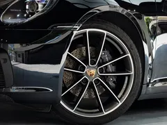 2022 Porsche 911 Carrera 3.0T, чёрный — фото 6