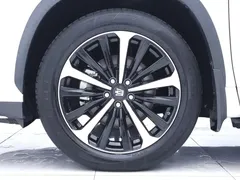2021 Toyota Crown Kluger 2.5L HEV 4WD Premium, белый — фото 20