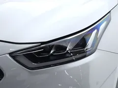 2021 Toyota Crown Kluger 2.5L HEV 4WD Premium, белый — фото 23