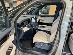 2024 Zeekr 009 6-Seat Executive 4WD 108kWh — фото 8