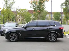 2023 BMW X5 30Li Premium M Sport Package, чёрный — фото 19