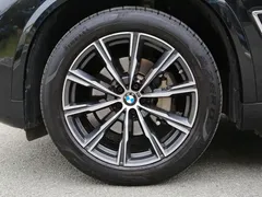 2023 BMW X5 30Li Premium M Sport Package, чёрный — фото 20