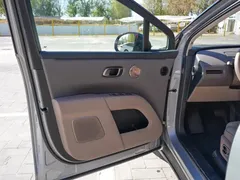 2025 Li Auto i8 Standard — фото 12