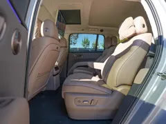 2025 Li Auto i8 Standard — фото 15