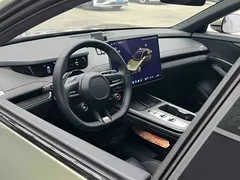 2024 Xiaomi SU7 RWD Long Range Smart Driving, зелёный — фото 11