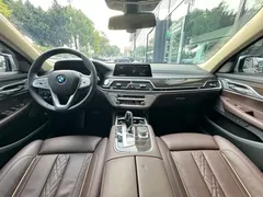 2021 BMW 7 Series 730Li Luxury Package — фото 8