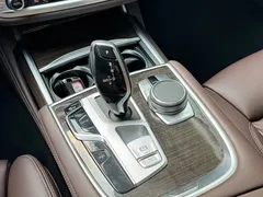2021 BMW 7 Series 730Li Luxury Package — фото 11