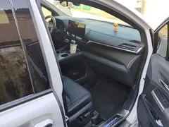 2021 Toyota Sienna 2.5L Hybrid Ultimate, белый — фото 8