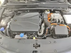 2023 Changan UNI-V iDD PHEV 1.5T 113km — фото 10
