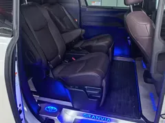 2023 Toyota Granvia 2.5L Hybrid Flagship VIP, белый — фото 3