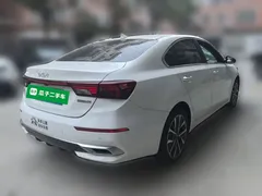 2021 Kia Cerato 1.5L CVT Fashion, белый — фото 4