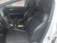 2021 Kia Cerato 1.5L CVT Fashion, белый — фото 11