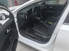2021 Kia Cerato 1.5L CVT Fashion, белый — фото 12