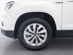 2022 Volkswagen Tharu 280TSI 2WD Fashion, белый — фото 17