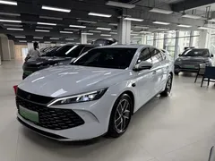 2025 BYD Qin L PHEV Smart Driving 120km, белый — фото 1