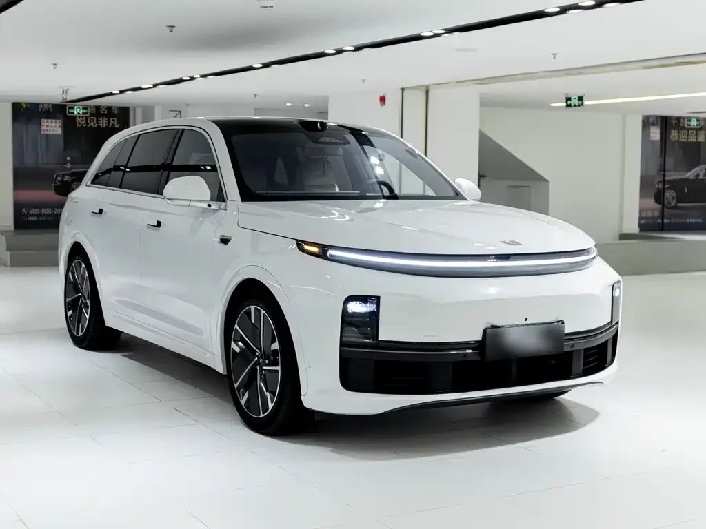 2025 Li Auto L7