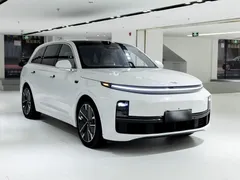 2025 Li Auto L7, белый — фото 1