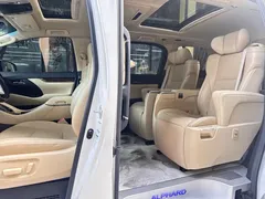 2021 Toyota Alphard Hybrid 2.5L Luxury, белый — фото 8