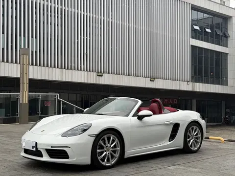 2022 Porsche 718 Boxster 2.0T