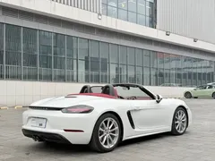 2022 Porsche 718 Boxster 2.0T, белый — фото 9