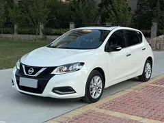 2021 Nissan Tiida 1.6L CVT, белый — фото 1