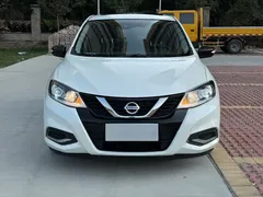 2021 Nissan Tiida 1.6L CVT, белый — фото 2