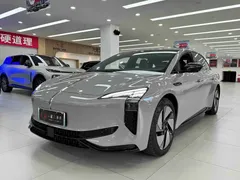 2025 Hongqi EH7 640 4WD — фото 1