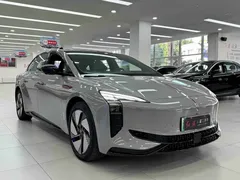 2025 Hongqi EH7 640 4WD — фото 3
