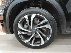 2021 Geely Monjaro 2.0TD DCT 2WD EVO Premium, чёрный — фото 23