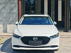 2021 Mazda 3 2.0L AT, белый — фото 2