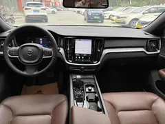 2024 Volvo S60 B4 Luxury, белый — фото 8