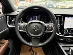 2024 Volvo S60 B4 Luxury, белый — фото 9