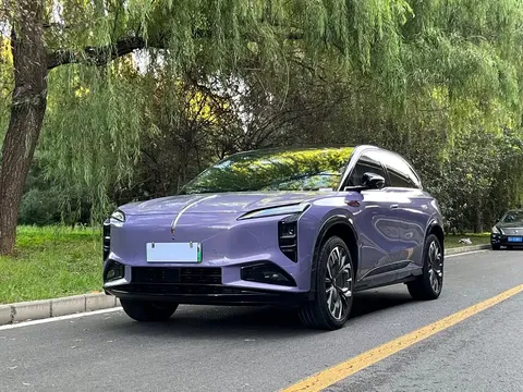 2025 Hongqi Tiangong 08 680 Ultra 4WD
