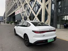 2026 BYD Seal 05 PHEV 128km Luxury, белый — фото 17